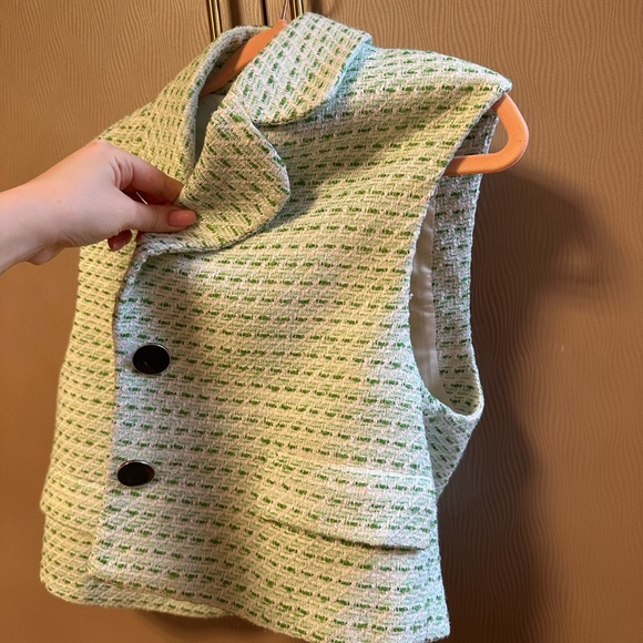 ZARA two piece set. vest + skirt. condition: like new - Picture 2 of 5